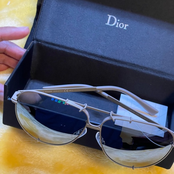 Authentic Dior Sunglass - Picture 7 of 7